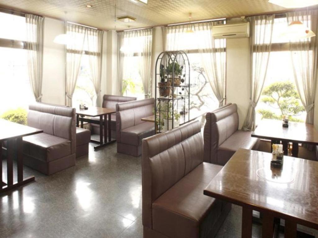 Business Hotel Kurama Hikone Ngoại thất bức ảnh
